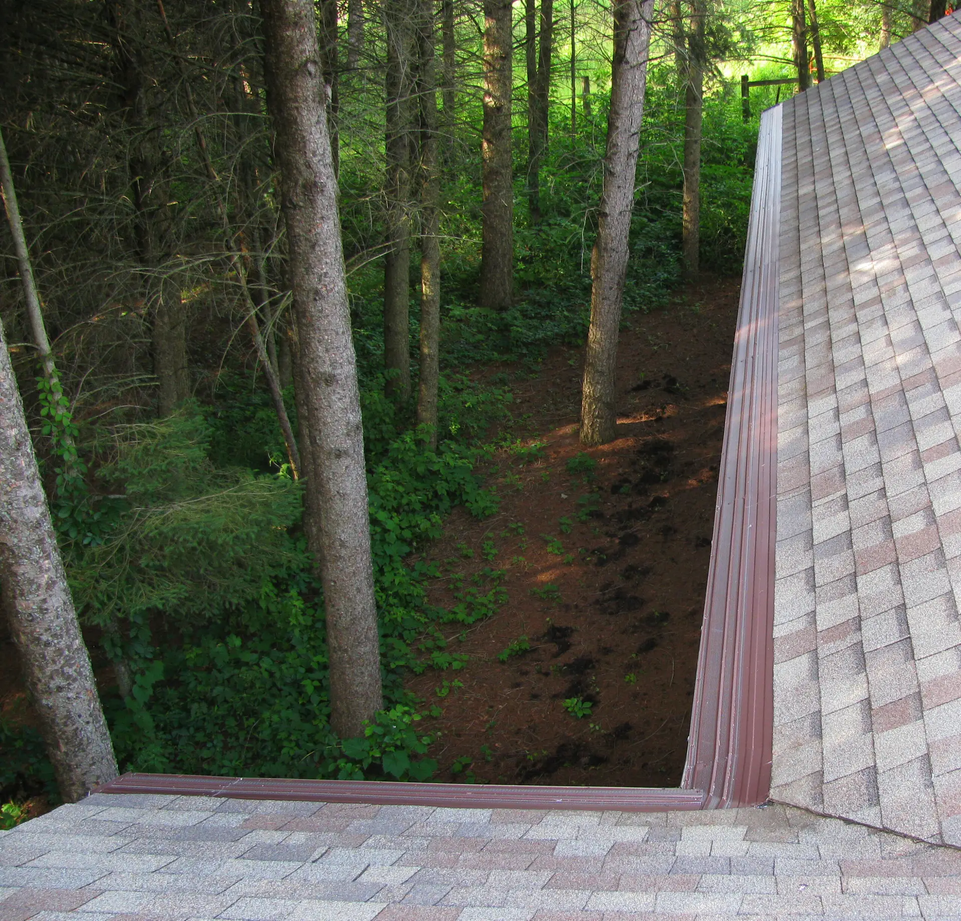 Gutter installation in DeWitt Michigan